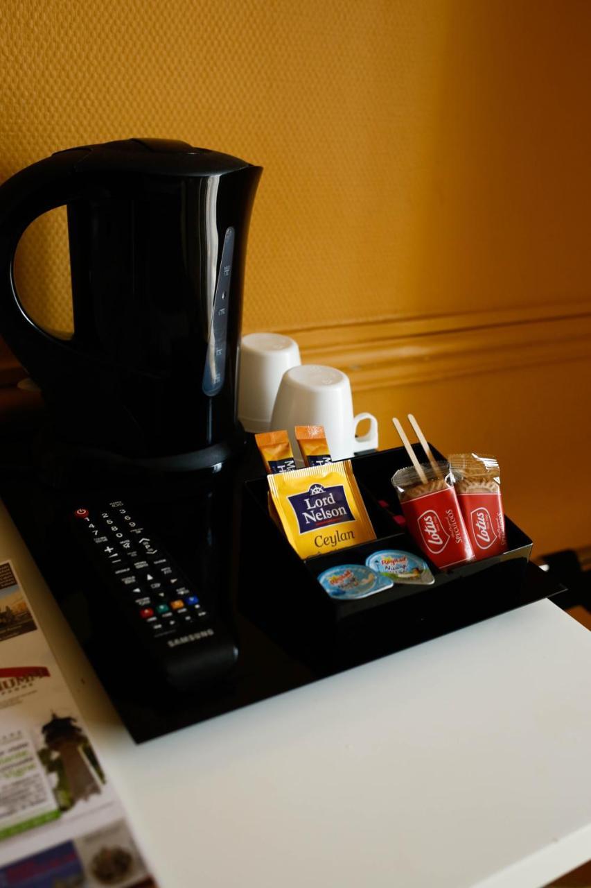Hotel Cecyl Reims Centre Екстериор снимка