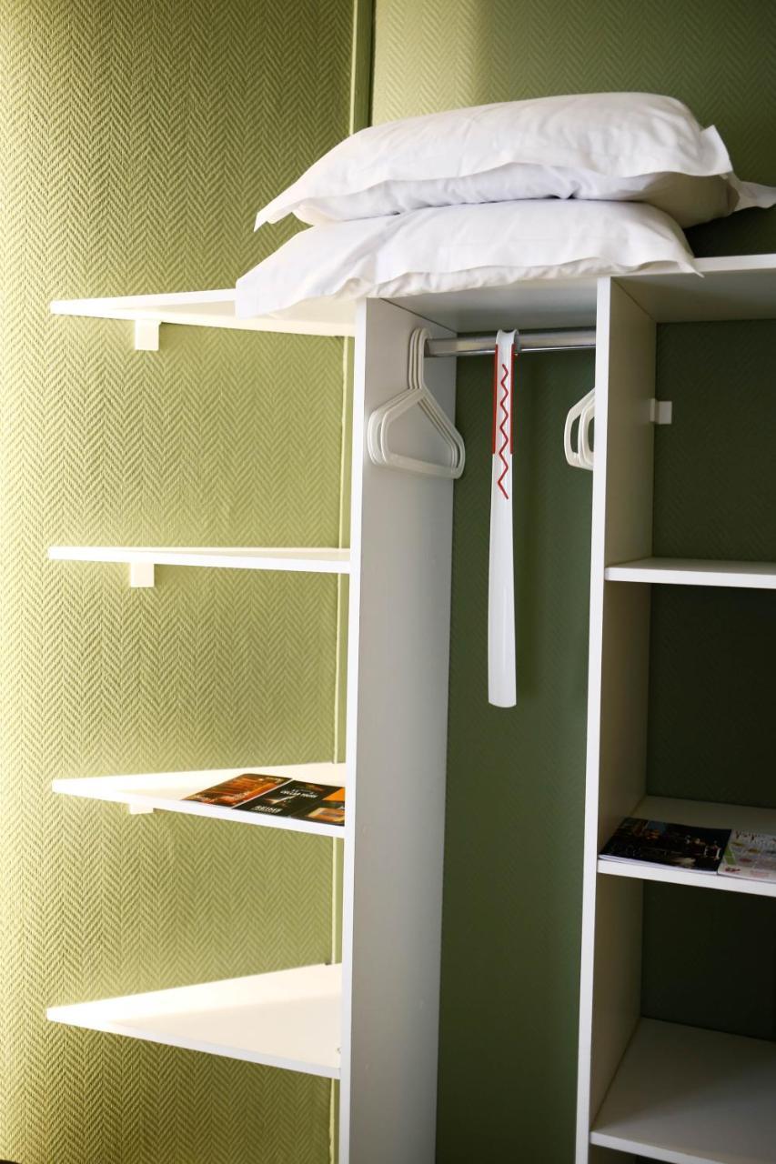 Hotel Cecyl Reims Centre Екстериор снимка