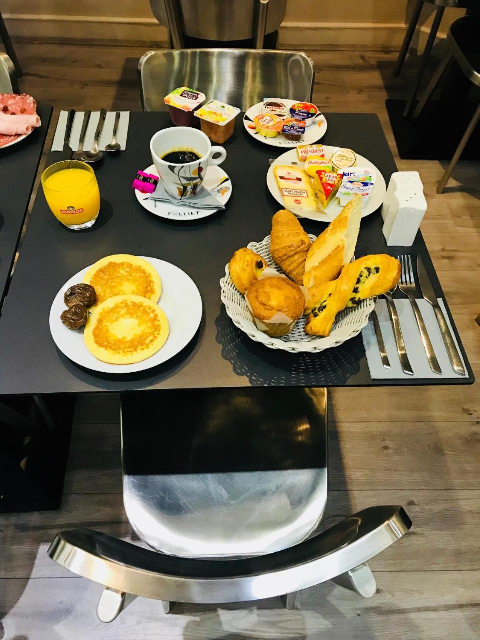 Hotel Cecyl Reims Centre Екстериор снимка